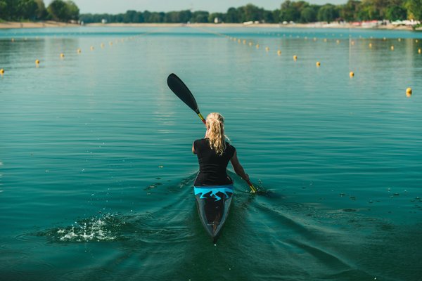 Quels sont les meilleurs spots pour faire du kayak dans les fjords norvégiens?